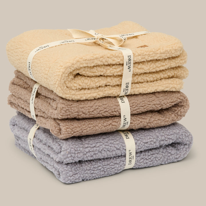 Soft dog blanket in teddy fleece - (beige)