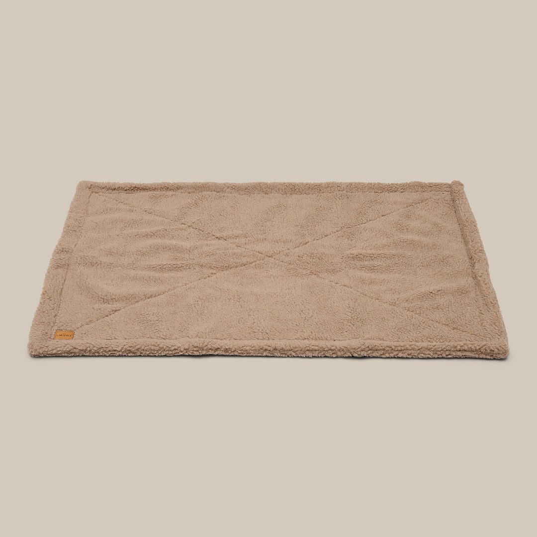 Soft dog blanket in teddy fleece - (brown)